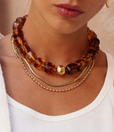 Zag Beaded Short Necklace In Brown