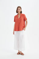 Tirelli Shawl Collar Pleat Linen Top In Rust