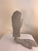 Malisa Mittens in Light Grey