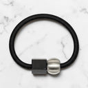 Zsiska Magnetic Bracelet In Black/Silver