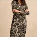 Sahara Dancing Waves Jersey Zip Neck Dress In Slate And Ecru