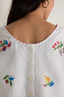 Sahara Vintage Floral Embroidery Top In White/Multi
