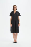 Tirelli Shawl Collar Pleat Linen Dress In Black